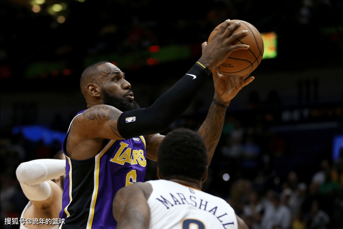 詹姆斯达成40000分里程碑历史第一人 詹姆斯达成40000分里程碑历史第一人