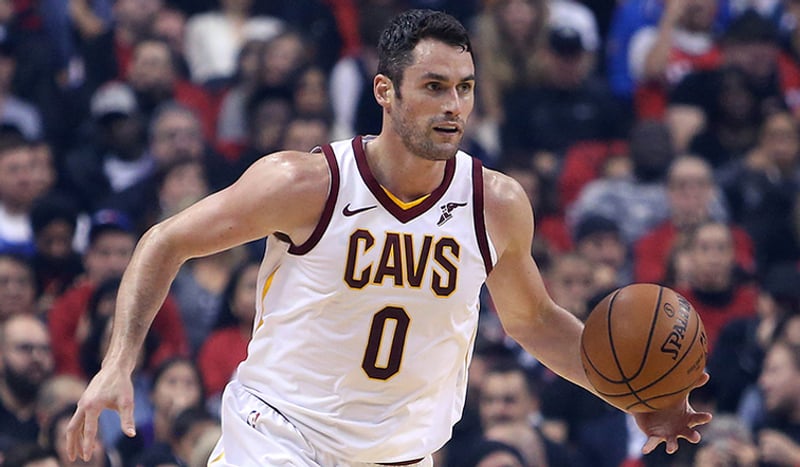 关于今晚克里夫兰骑士调整名单以备NBA季后赛,主帅复盘环节打磨,赛场秩序良好,临场指挥获称赞的信息 关于今晚克里夫兰骑士调整名单以备NBA季后赛,主帅复盘环节打磨,赛场秩序良好,临场指挥获称赞的信息