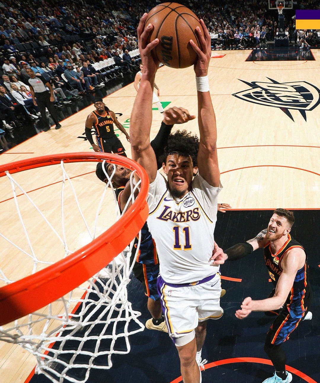 NBA常规赛清晨走向成谜，波尔图远射贴柱，悬念犹存，更衣室氛围转暖(圣克拉拉vs波尔图比赛中断)