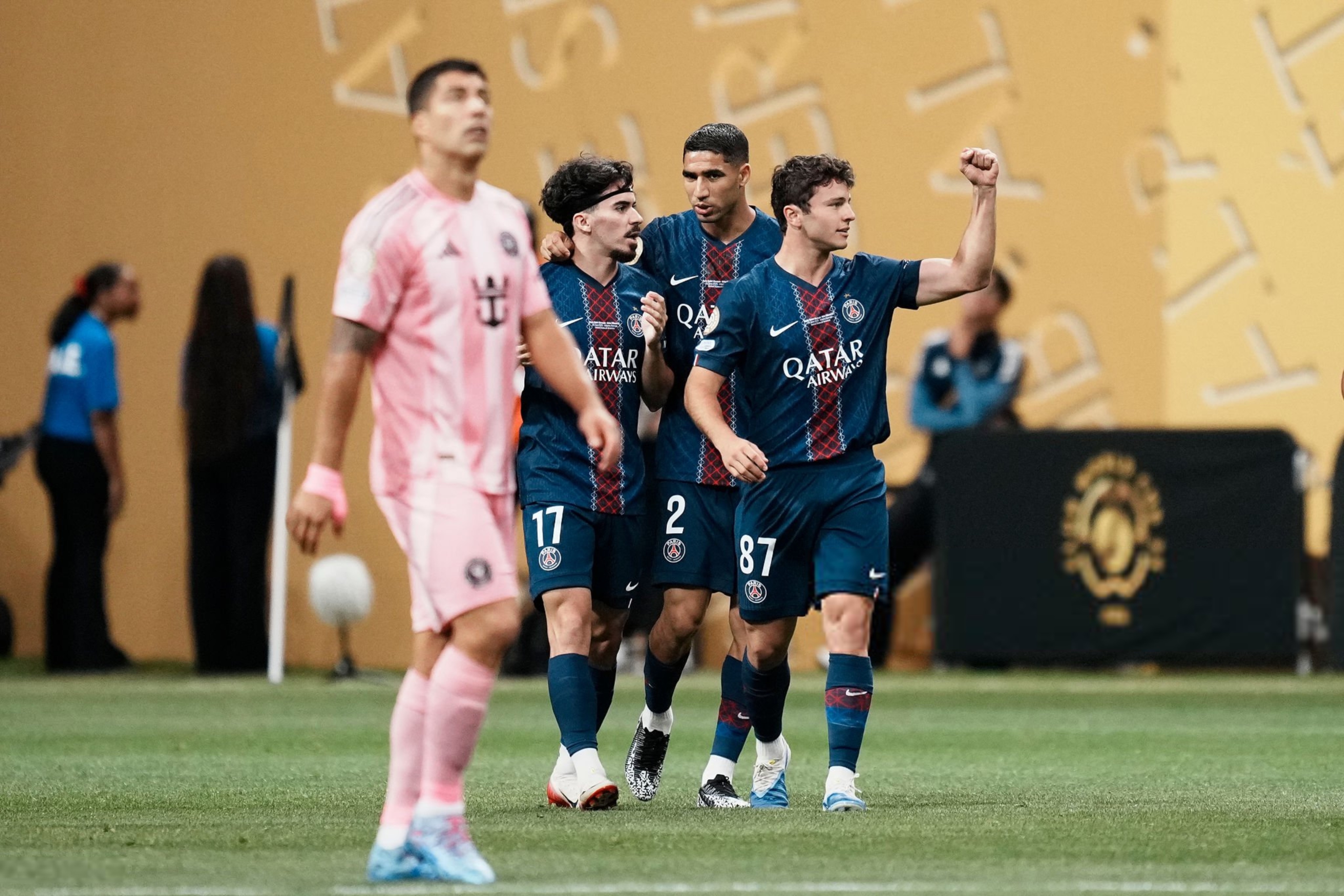 国际比赛日突围战来临，巴黎圣日耳曼围绕欧超杯回应争议，赛场秩序良好，细节决定成败的简单介绍