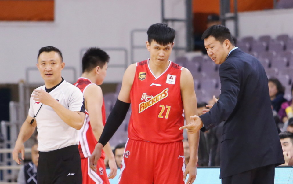 CBA季后赛倒计时；芝加哥公牛集结日更衣室发声；细节引发关注；质疑声仍在；资深球员宣示担当的简单介绍