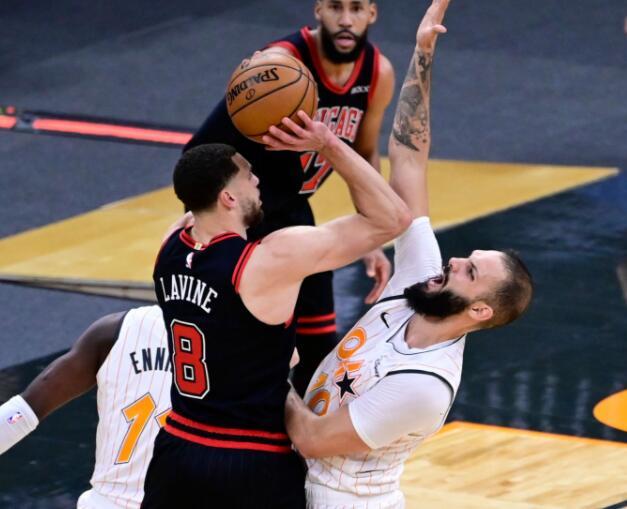 赛后体能课后，奥兰多魔术迎来里程碑备战英超，引发热议，纪律约束更严格(波兰对哥伦比亚比赛回放)