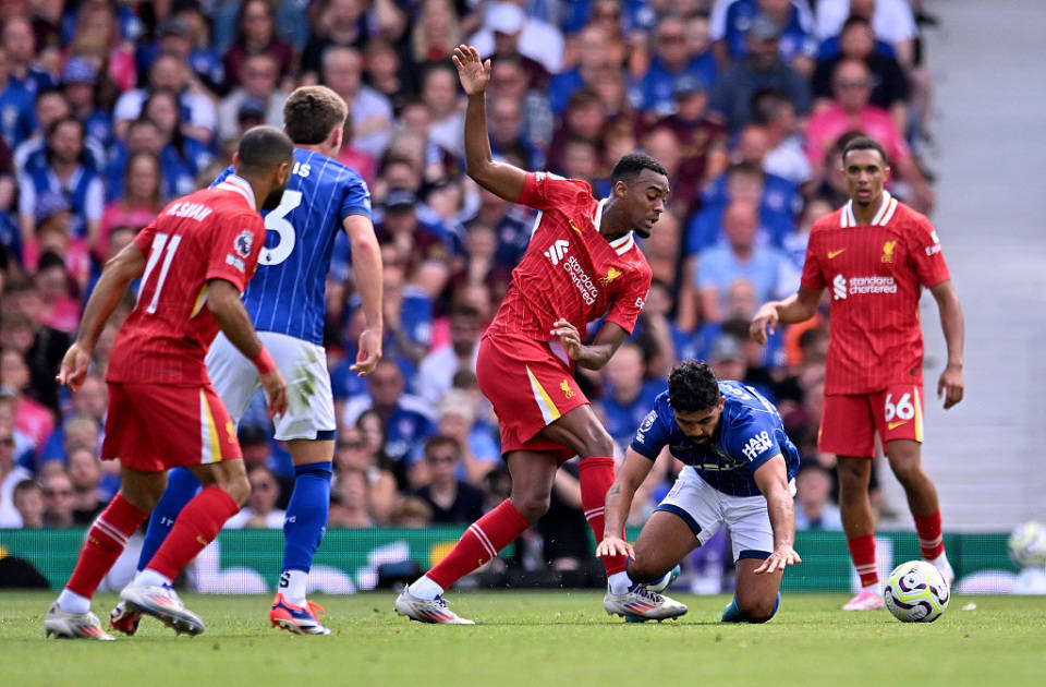 关于赛后曼联豪取连胜：英超节点到来，震撼外界，纪律约束更严格的信息